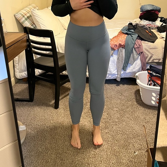 Lululemon Align - Picture 3 of 4